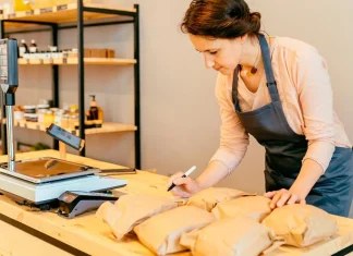 ¿Cómo puede contribuir su negocio al cuidado del medioambiente? Empaques sostenibles una alternativa para cuidar del planeta.